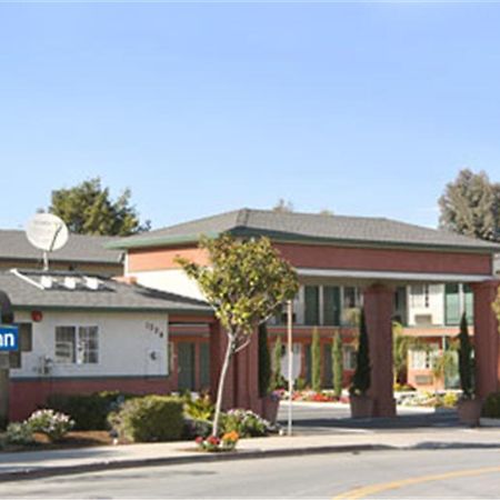 Days Inn Salinas Airport 외부 사진